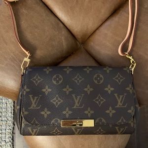 COPY - Brown Favourite Handbag - Monogram Canvas